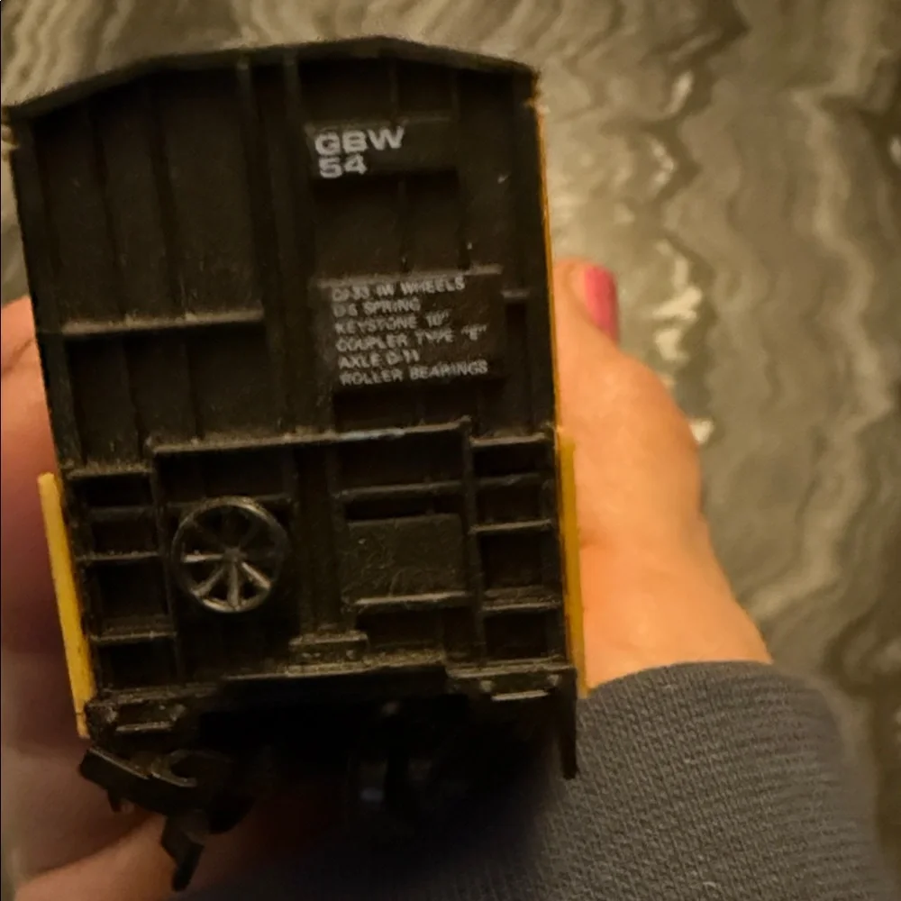 Green Bay and Western Yellow Train Car Model